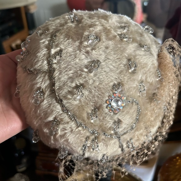 Vintage Winter White Embellished Fur Caplet Hat main image 5